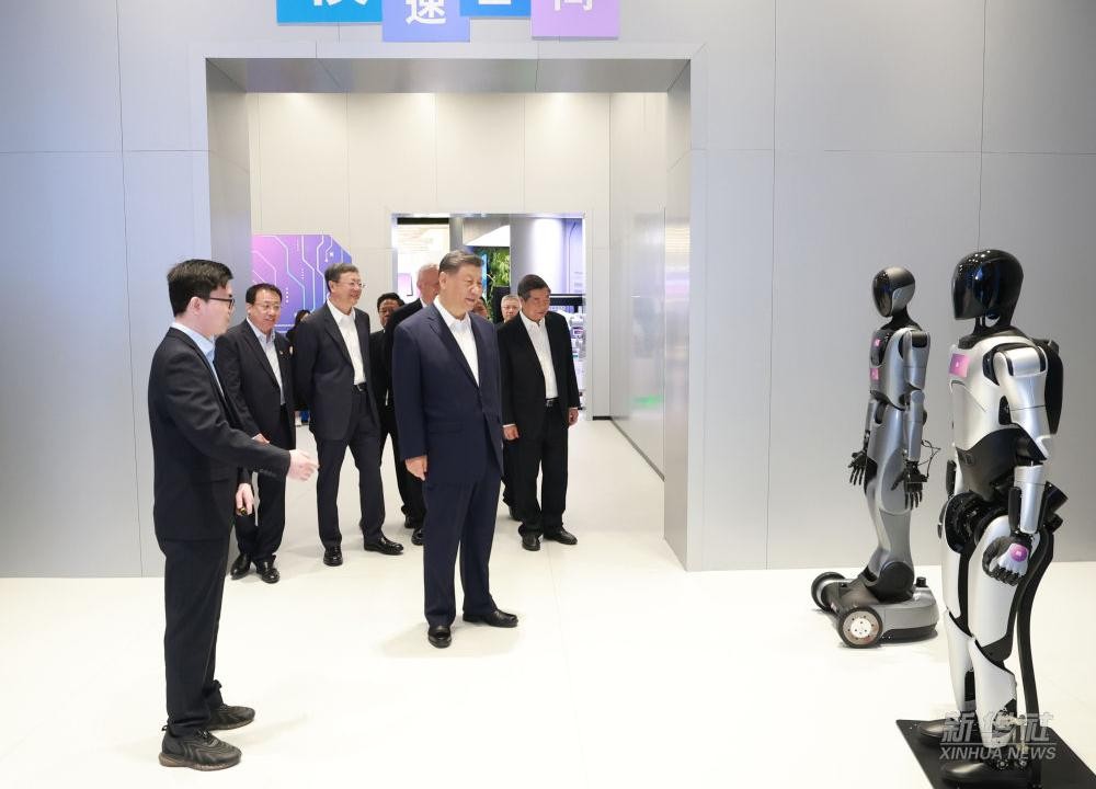 习近平总书记到上海调研，28圈代表具身智能行业汇报进展